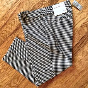 LOFT Women’s Petite Riviera Slim Ankle Pants